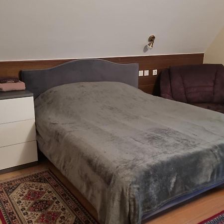 Planinski Dom Na Travni Gori Sodrazica Exterior photo